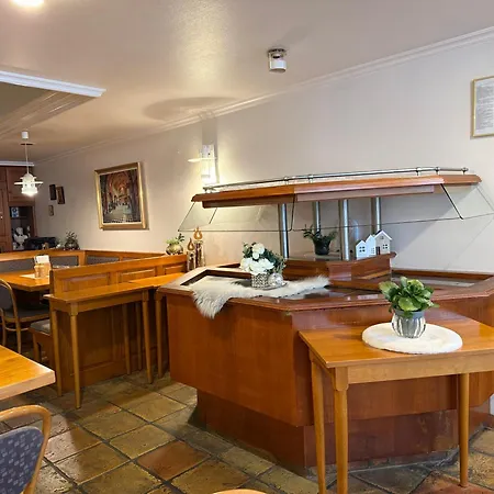 Hotel-restaurant Ratsstube 3*