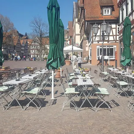 ホテル Hotel-restaurant Ratsstube