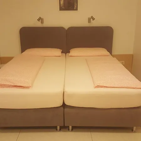 Hotell Hotel-restaurant Ratsstube